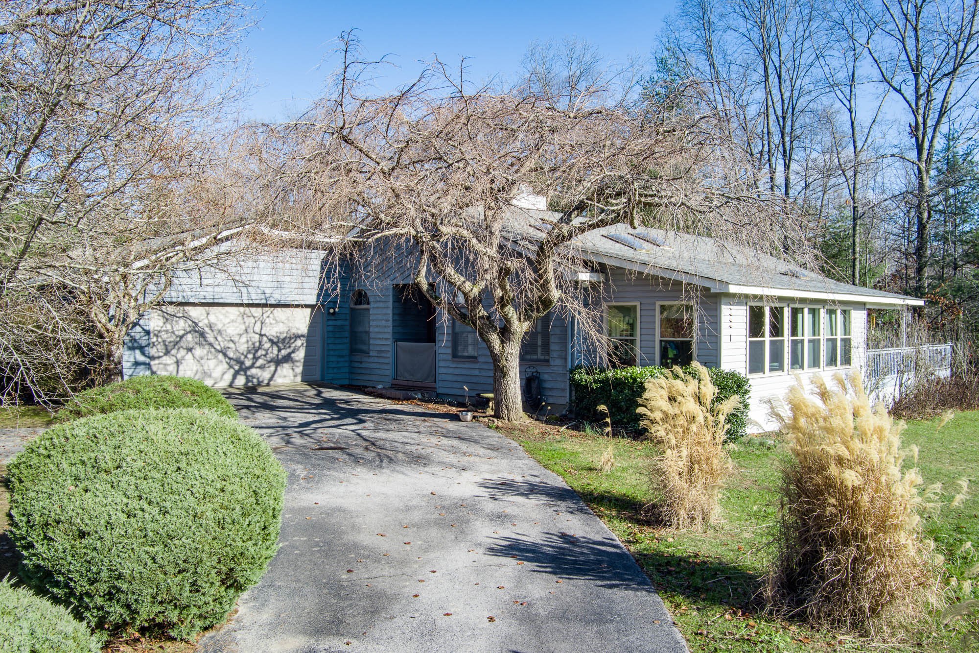 336 Pine Grove Road Crossville, TN 38571 - Photo 1 of 31 Gallery Image 1