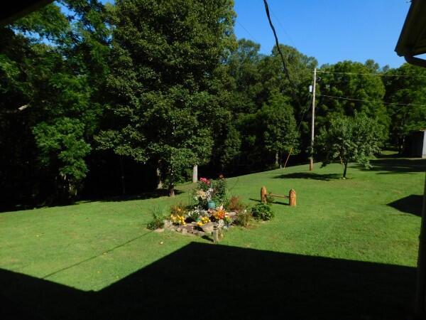 19827 Loomis Road Nelsonville, OH 45764 - Photo 17 of 31 023