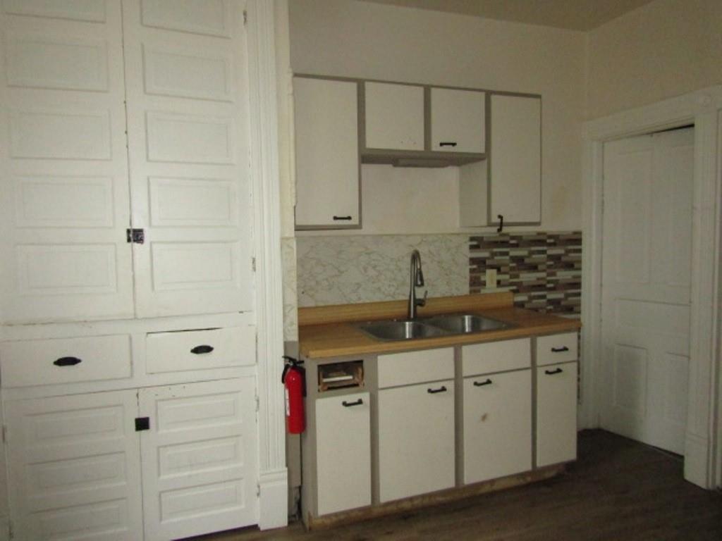 223 Second Street North Jeannette, PA 15644 - Photo 15 of 23