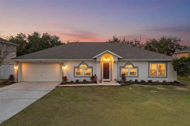 $299,900 | 1819 Sunset Ridge Drive, Mascotte, FL 34753