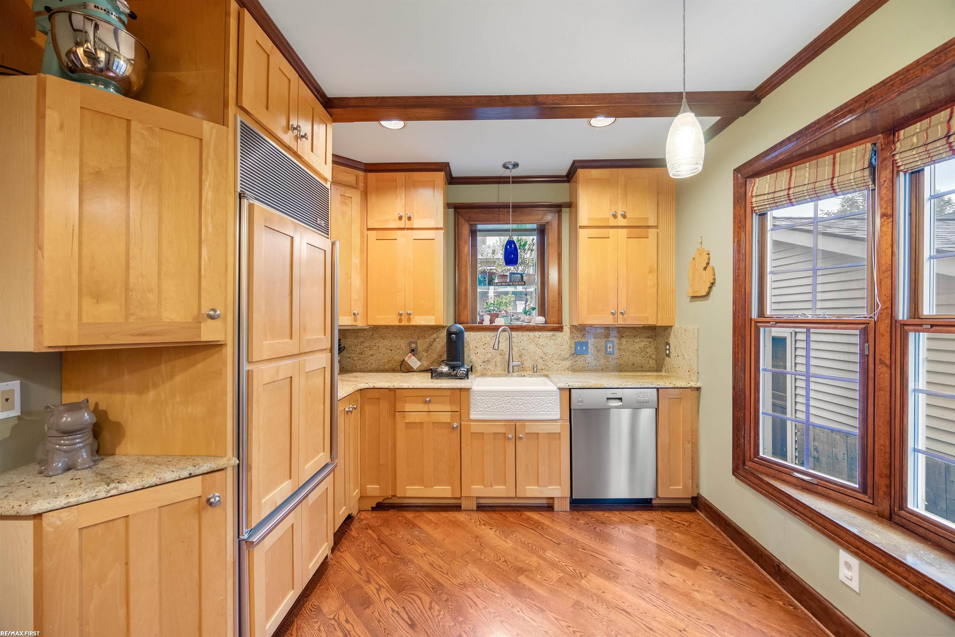59 Mapleton Road Grosse Pointe Farms, MI 48236 - Photo 11 of 44