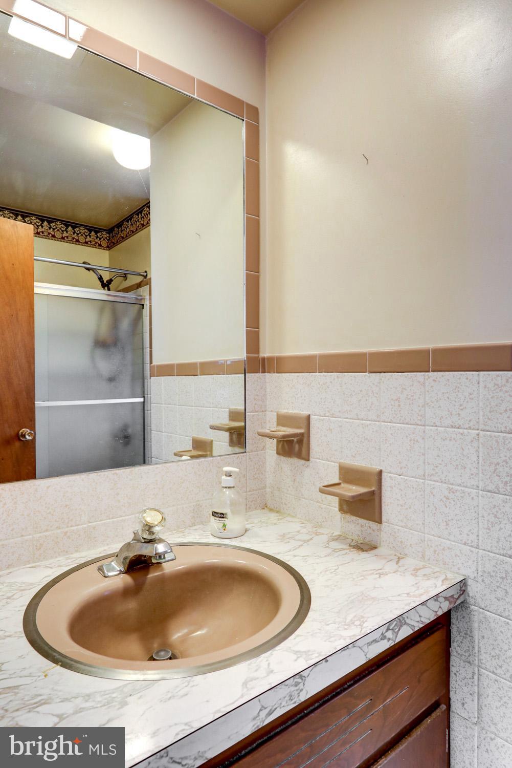 1053 Nissley Road Lancaster, PA 17601 - Photo 18 of 29 Gallery Image 18