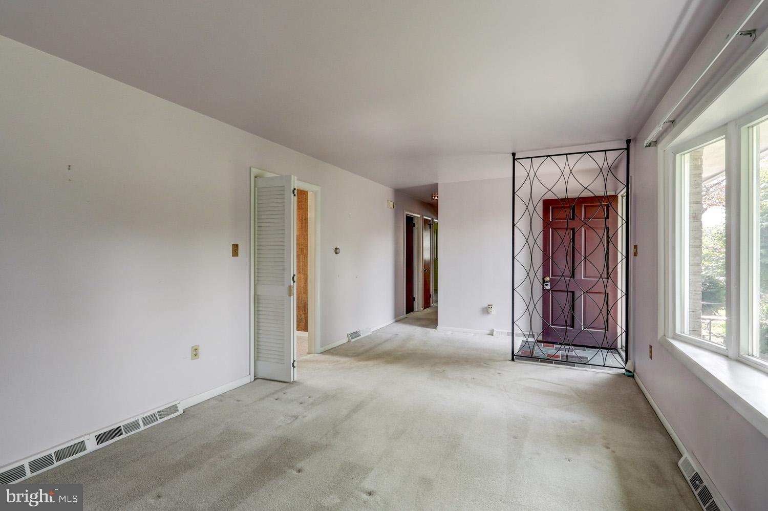 1053 Nissley Road Lancaster, PA 17601 - Photo 10 of 29 Gallery Image 10
