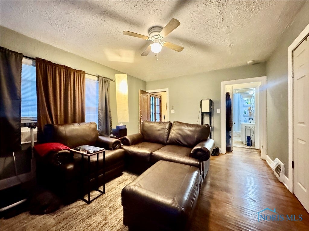 1934 Farnham Road Toledo, OH 43607 - Photo 16 of 26 Gallery Image 16