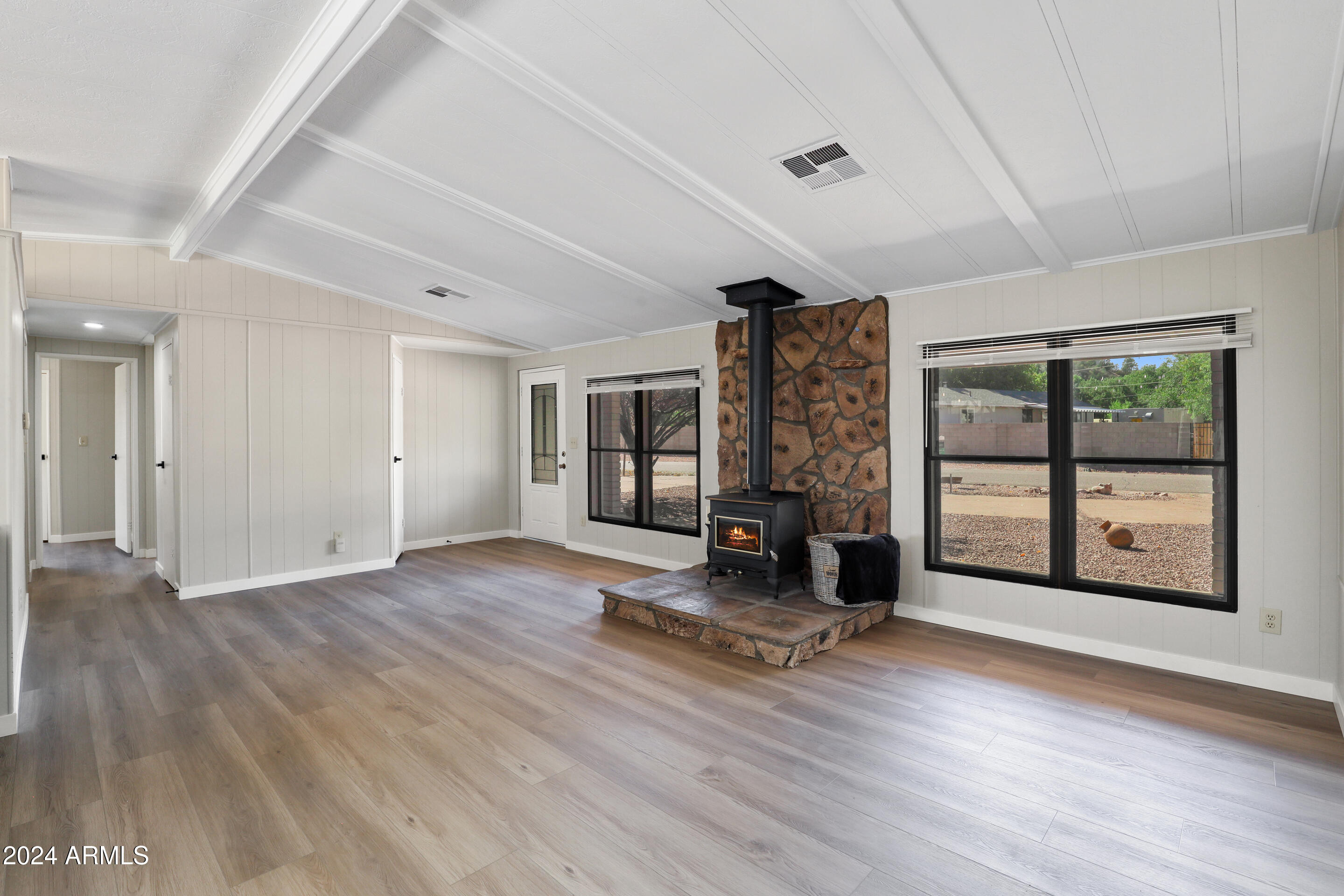 374 Springdale Drive Payson, AZ 85541 - Photo 2 of 28 Gallery Image 2