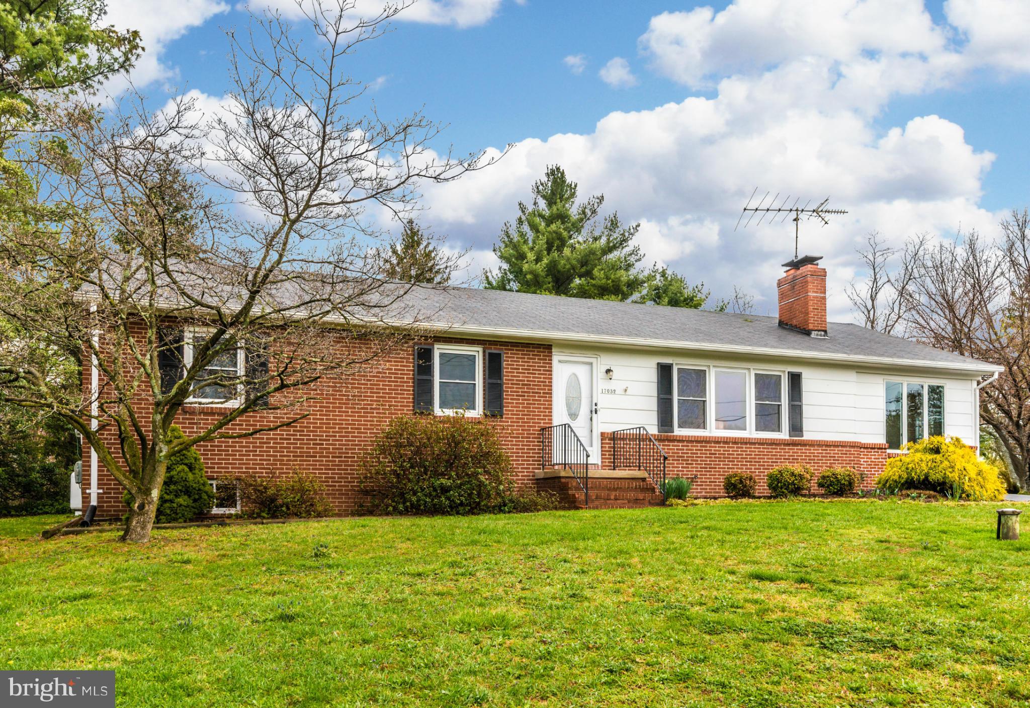 17032 Frederick Road Mount Airy, MD 21771 - Photo 2 of 29 Western Howard Co - only 2 Miles from I-70!