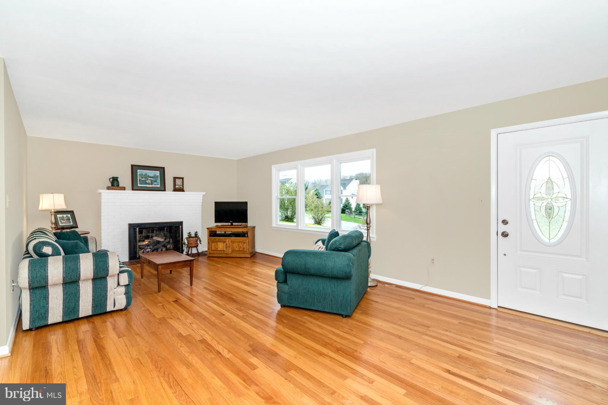 17032 Frederick Road Mount Airy, MD 21771 - Photo 5 of 29 Specious Living Room with Large Picture Window