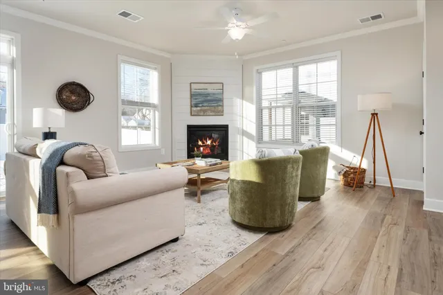 $699,000 | 341 Maryland Avenue, Edgewater, MD 21037