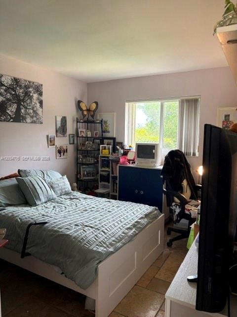 9624 Southwest 79th Terrace Miami, FL 33173 - Photo 21 of 32