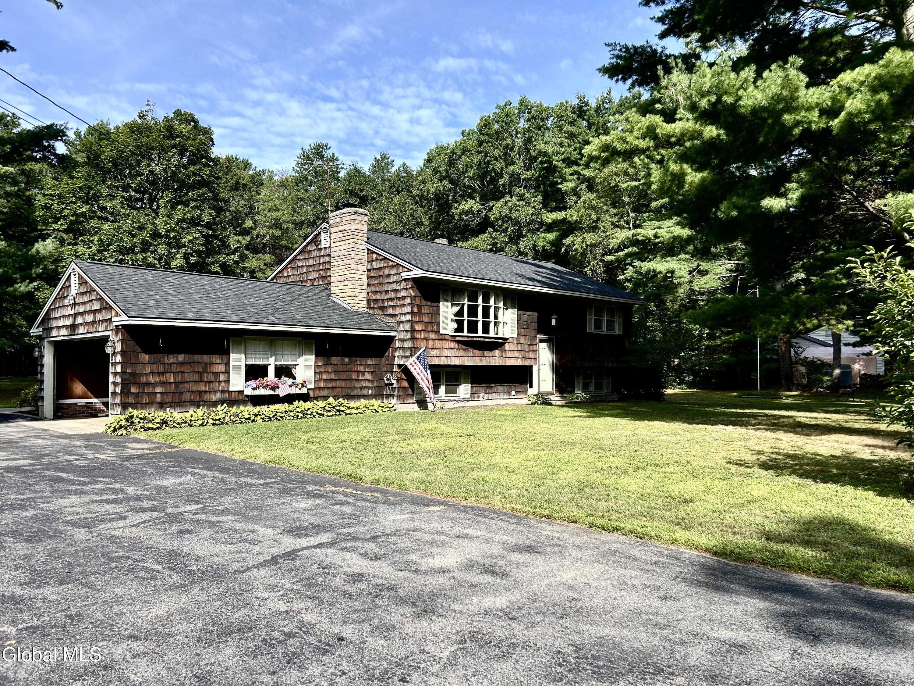 13 Potter Road Moreau, NY 12831 - Photo 2 of 49 IMG_3586