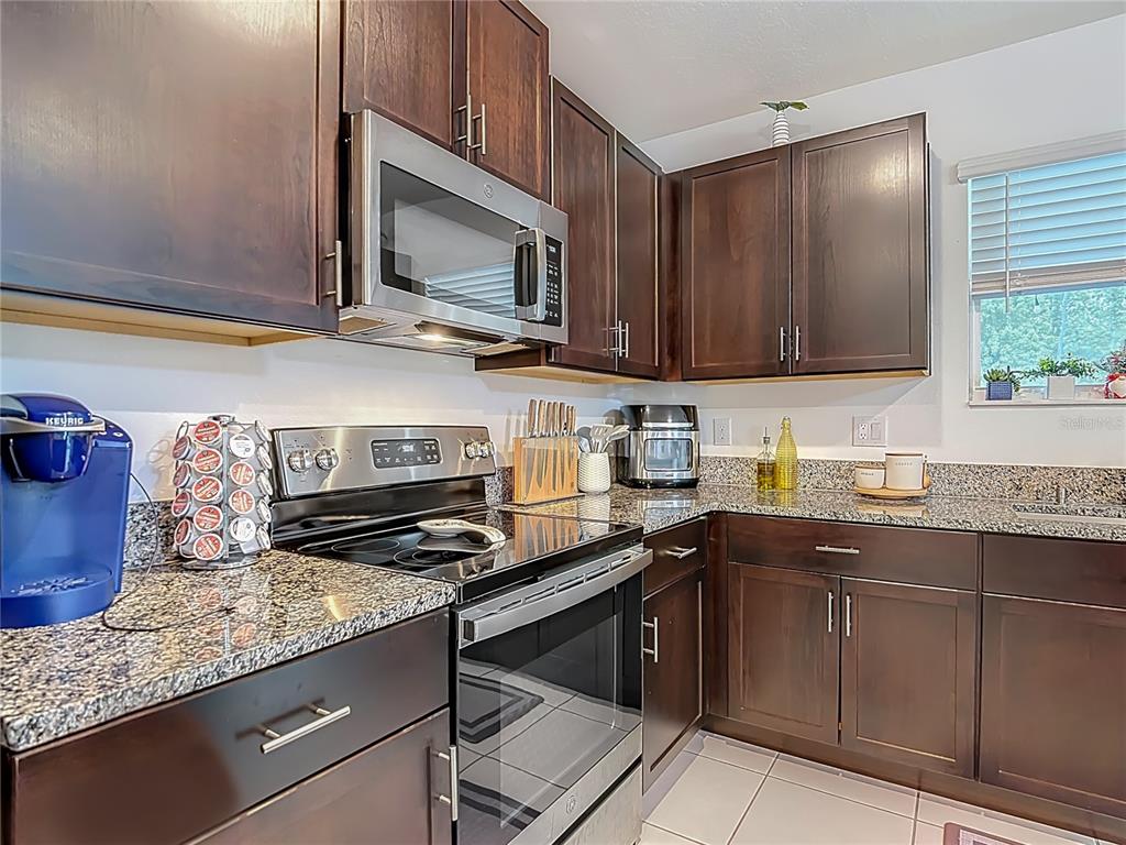1699 Red Loop Lakeland, FL 33801 - Photo 11 of 54 Gallery Image 11