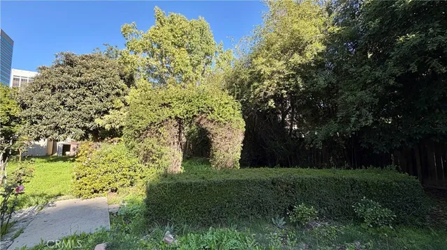 $4,999 | 15227 Greenleaf Street, Sherman Oaks, CA 91403