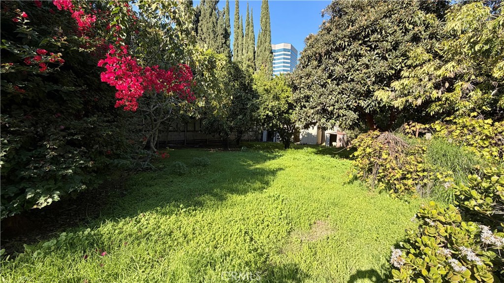 15227 Greenleaf Street Sherman Oaks, CA 91403 - Photo 28 of 43