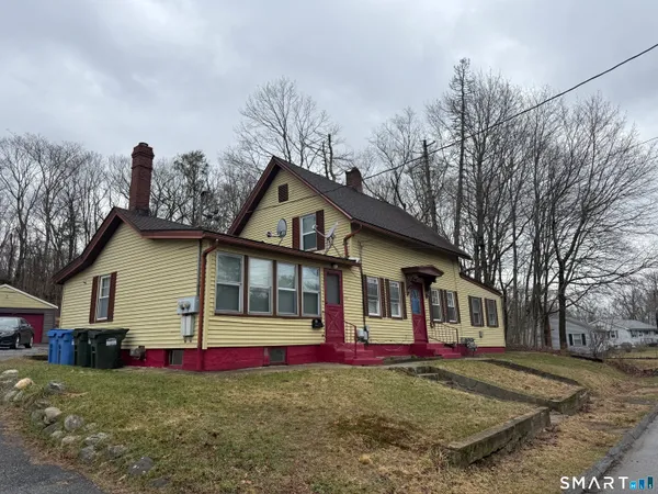 $750 | 211 Palmer St Extension, Norwich, CT 06360