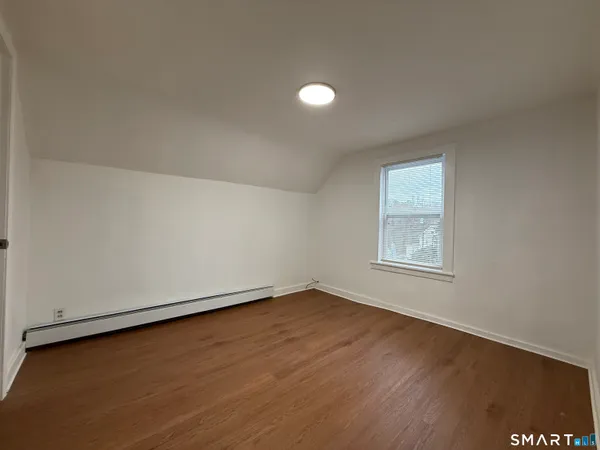 $750 | 211 Palmer St Extension, Norwich, CT 06360