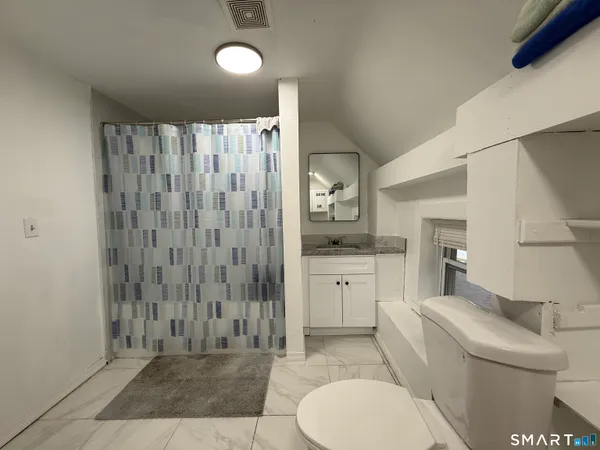 $750 | 211 Palmer St Extension, Norwich, CT 06360