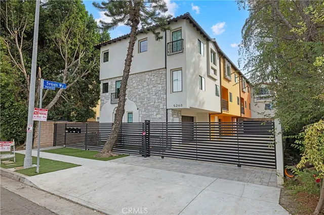 $1,325,000 | 5248 Segals Way, Sherman Oaks, CA 91411