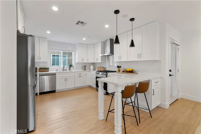 $1,325,000 | 5248 Segals Way, Sherman Oaks, CA 91411