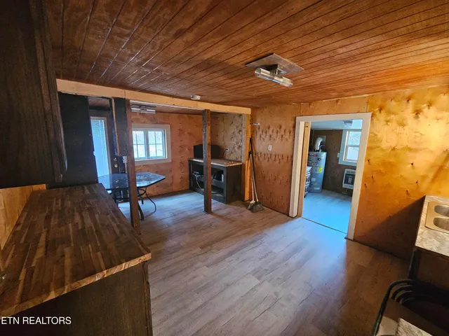 $140,000 | 147 Highway 107, Del Rio, TN 37727