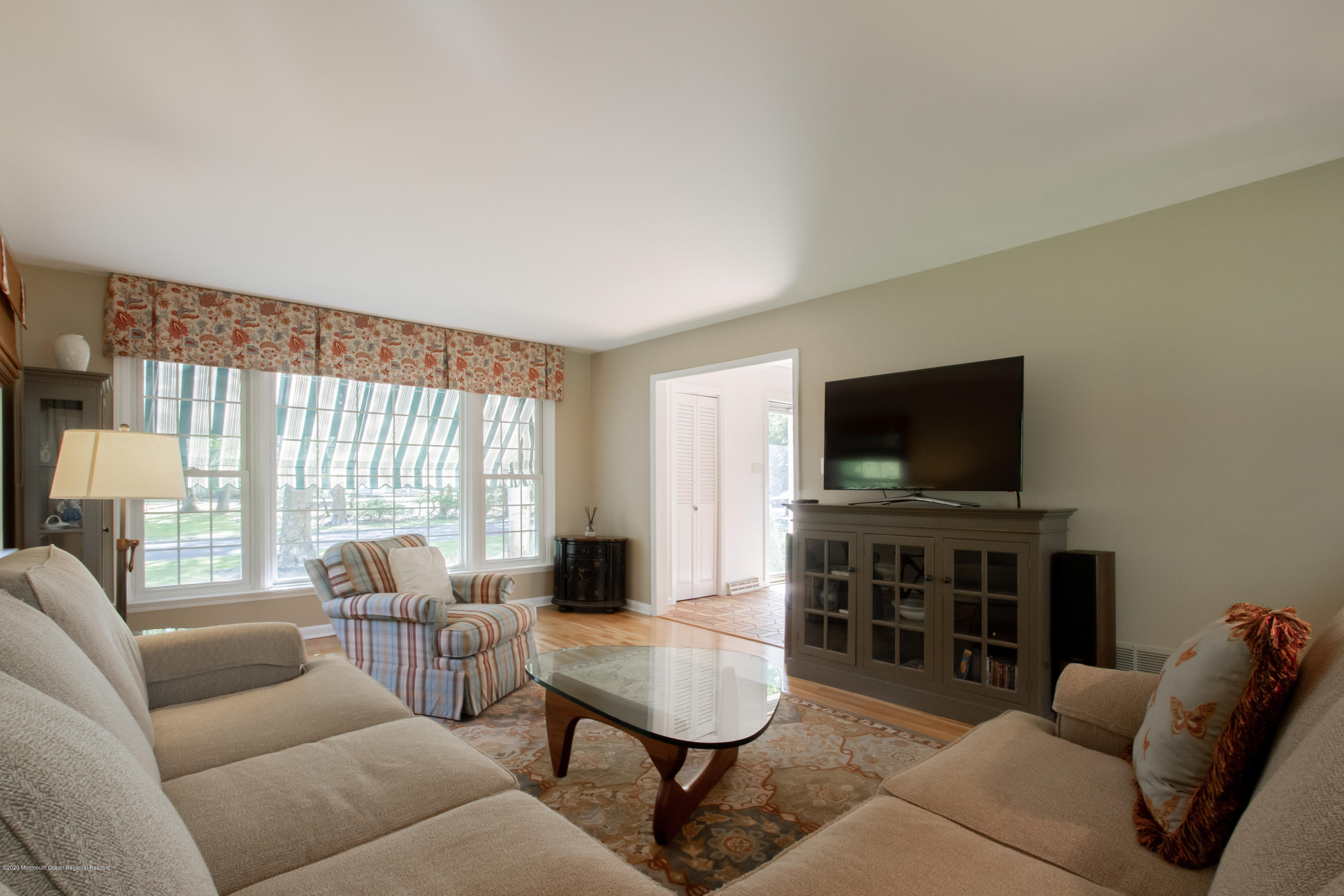 18 Cypress Neck Road Lincroft, NJ 07738 - Photo 6 of 28 IMG_2292-HDR (1)