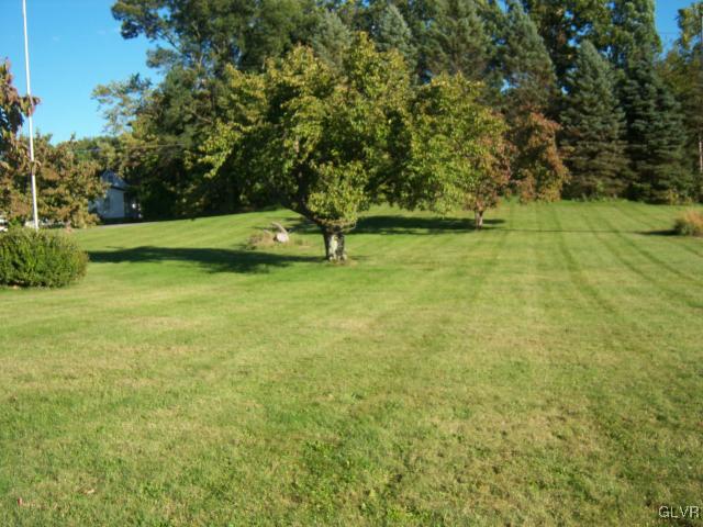 656 Belvidere Corner Road Mount Bethel, PA 18343 - Photo 2 of 3 Gallery Image 2