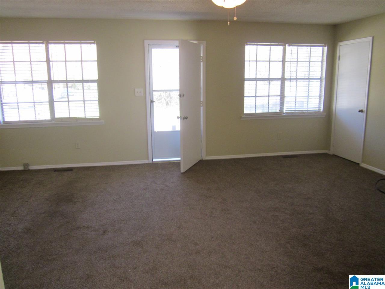 4015 Goodwin Road Bessemer, AL 35022 - Photo 4 of 33