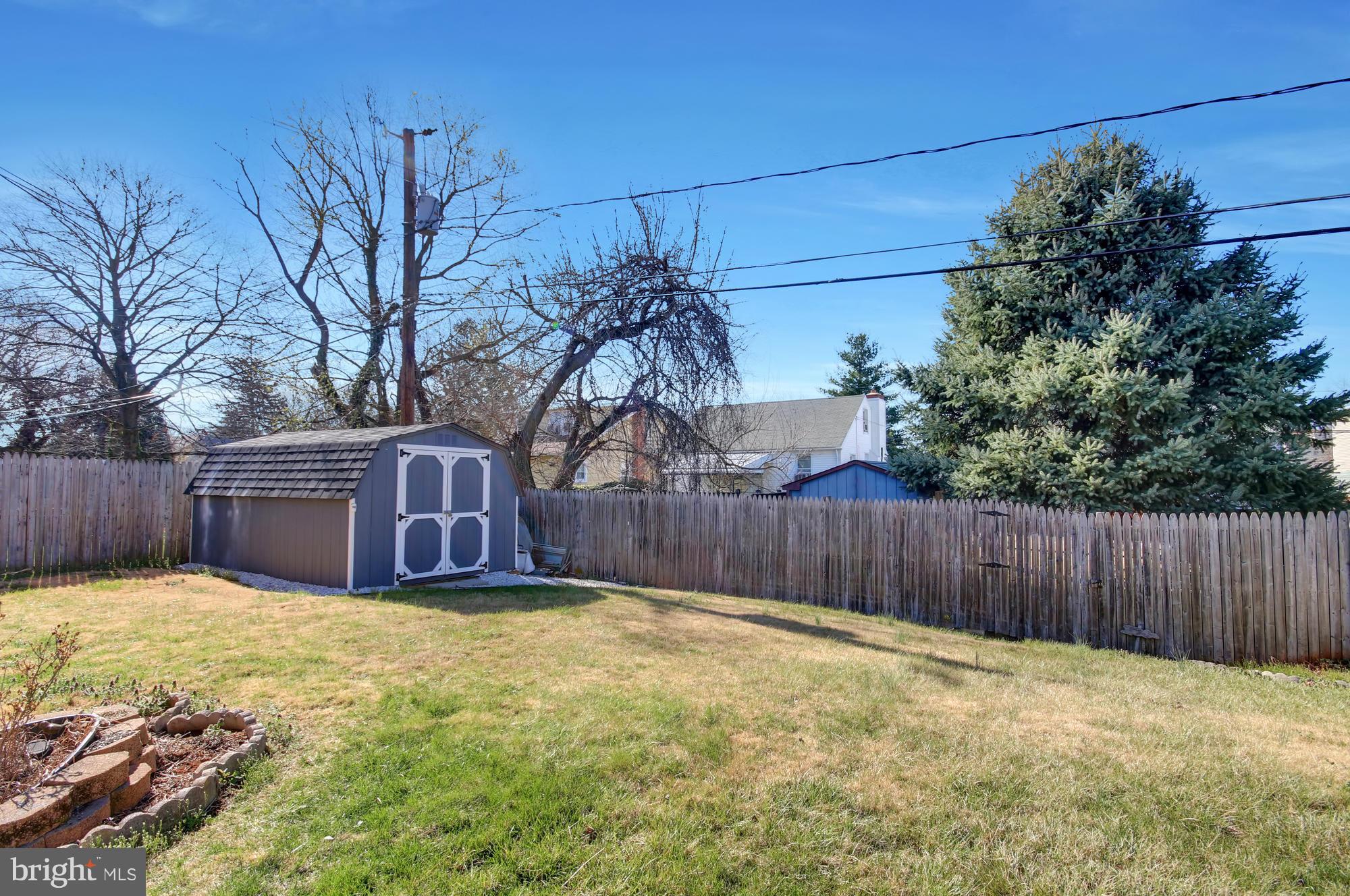 6243 Robin Hill Road Baltimore, MD 21207 - Photo 28 of 30 Exterior (Rear)