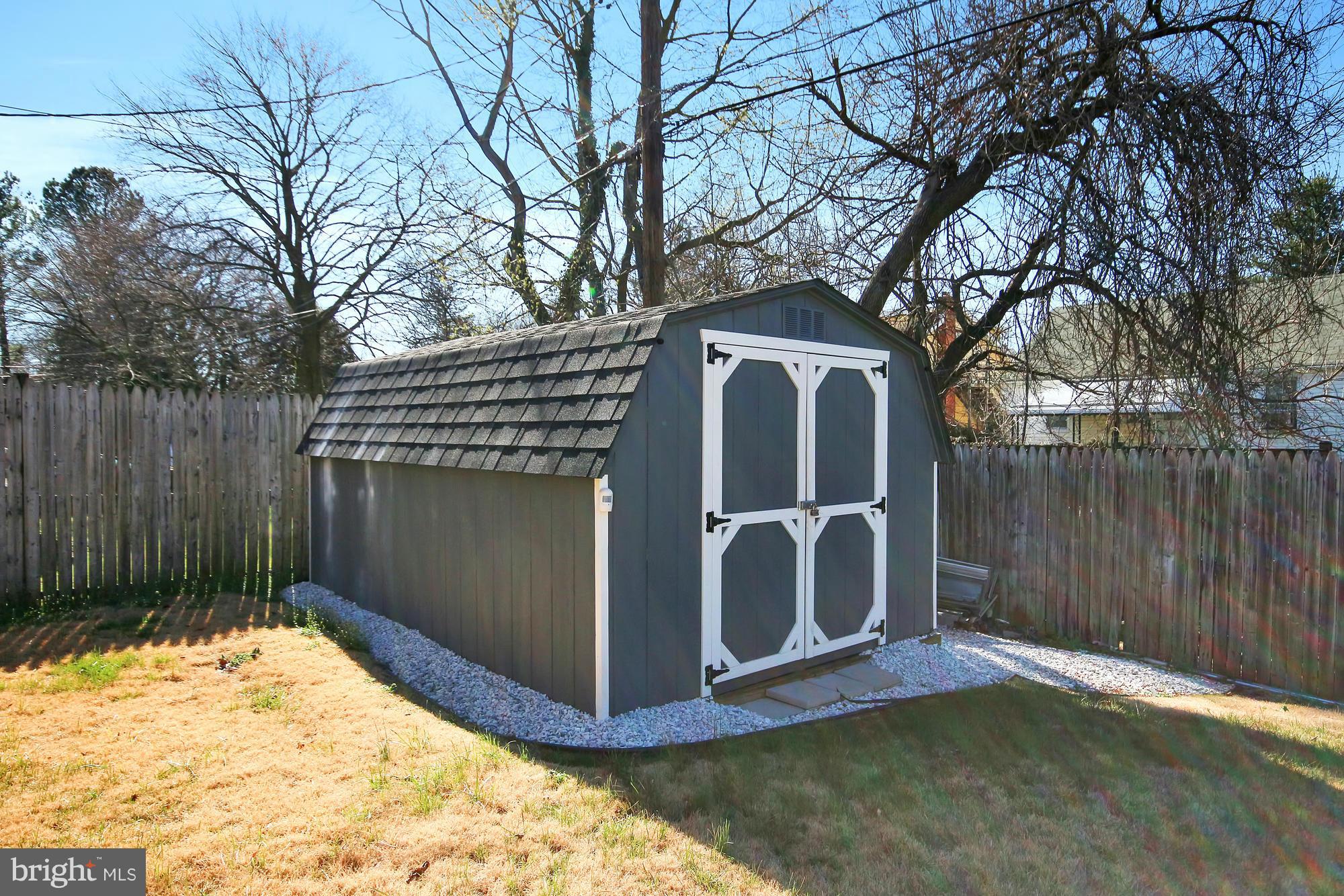 6243 Robin Hill Road Baltimore, MD 21207 - Photo 30 of 30 Exterior (Rear)