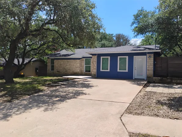 $2,050 | 2018 Ramona Circle, San Marcos, TX 78666