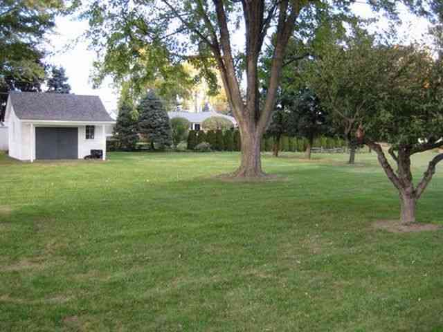 18405 21 Mile Road Macomb, MI 48044 - Photo 10 of 12 31031148-9.JPG