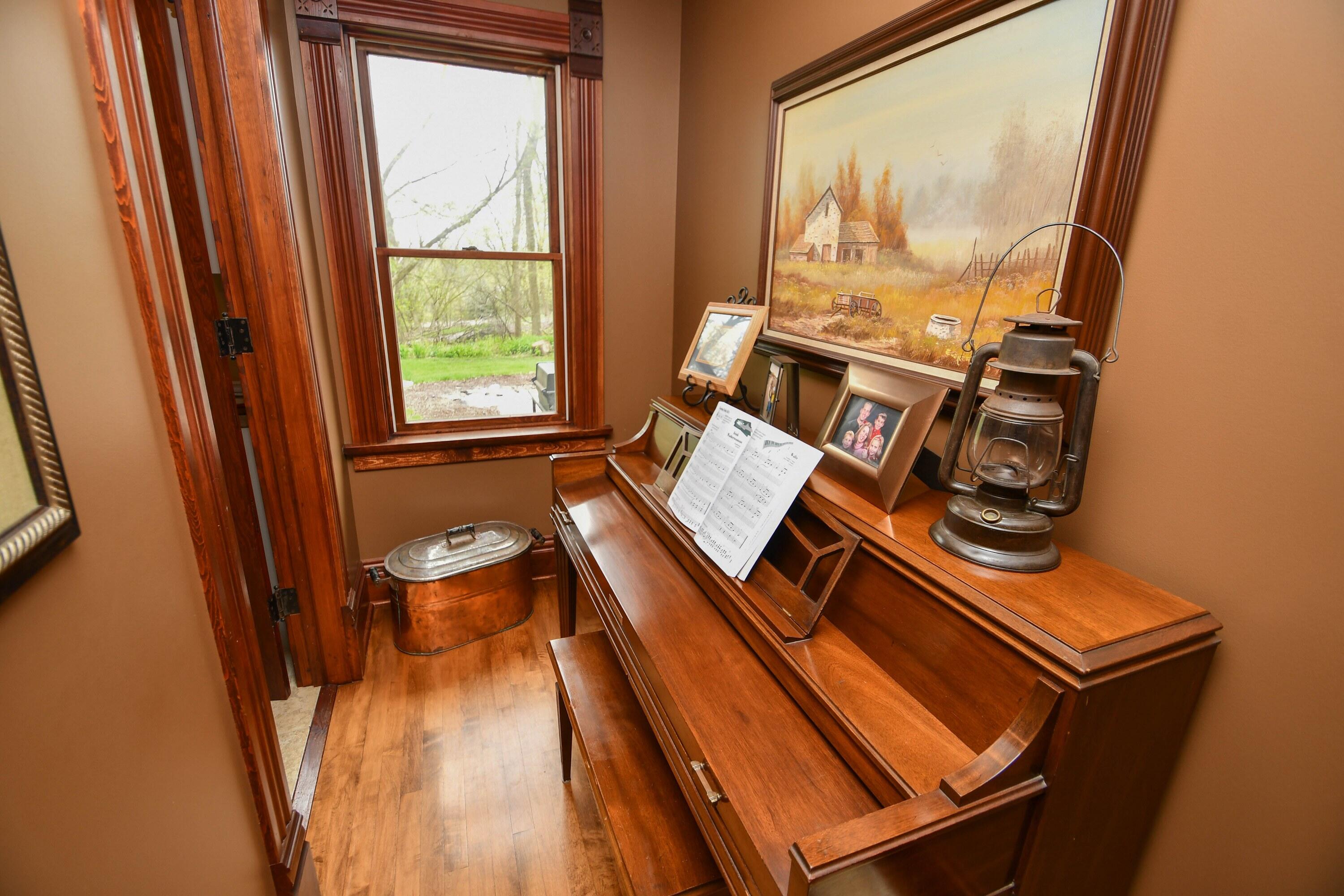 823 East Brandybrook Road Wales, WI 53183 - Photo 63 of 70 DSC_3442_3000x2000