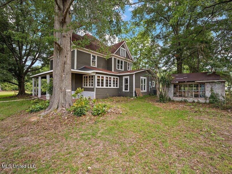 221 Magnolia Drive Raleigh, MS 39153 - Photo 3 of 38 IMG_4149