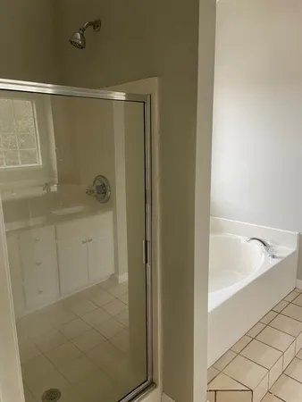 $2,595 | 2279 Oak Glenn Circle, Duluth, GA 30096