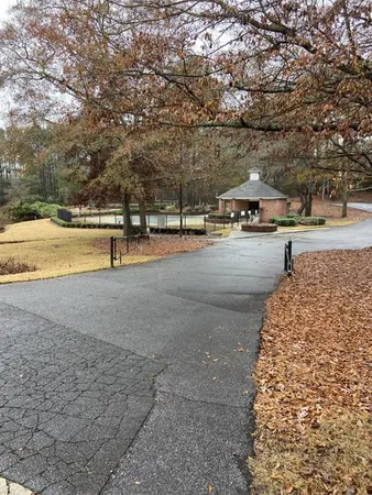 $2,595 | 2279 Oak Glenn Circle, Duluth, GA 30096