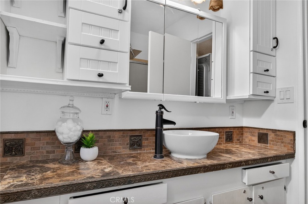 6979 Palm Court, Unit 146N Riverside, CA 92506 - Photo 33 of 43