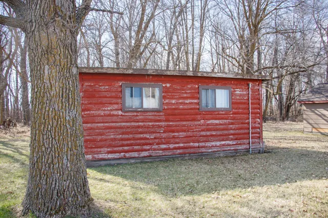 $395,000 | 61684 260th Street, Hewitt, MN 56453