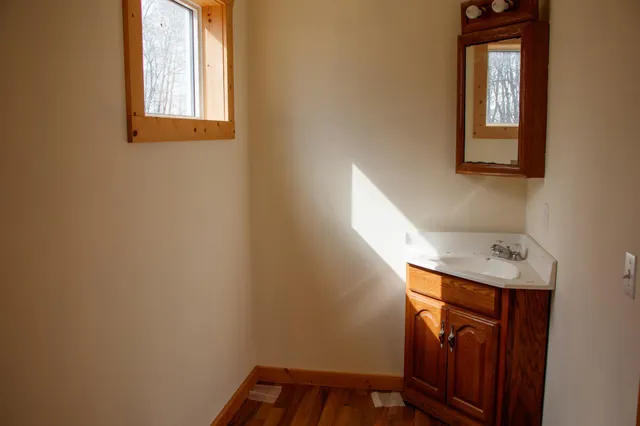 $395,000 | 61684 260th Street, Hewitt, MN 56453