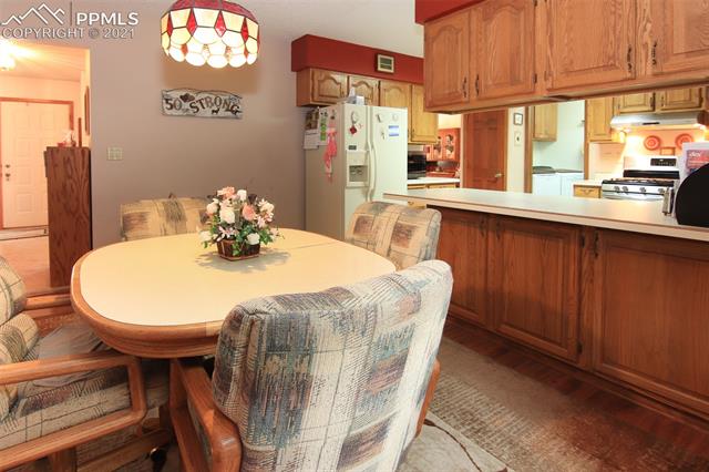 12020 Murphy Road Elbert, CO 80106 - Photo 12 of 39 View of the informal dining area.