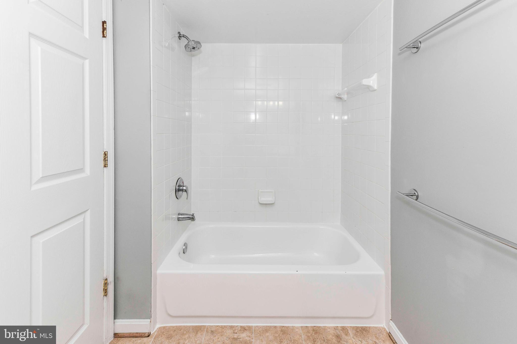 2912 17th Street South, Unit 302 Arlington, VA 22204 - Photo 16 of 23