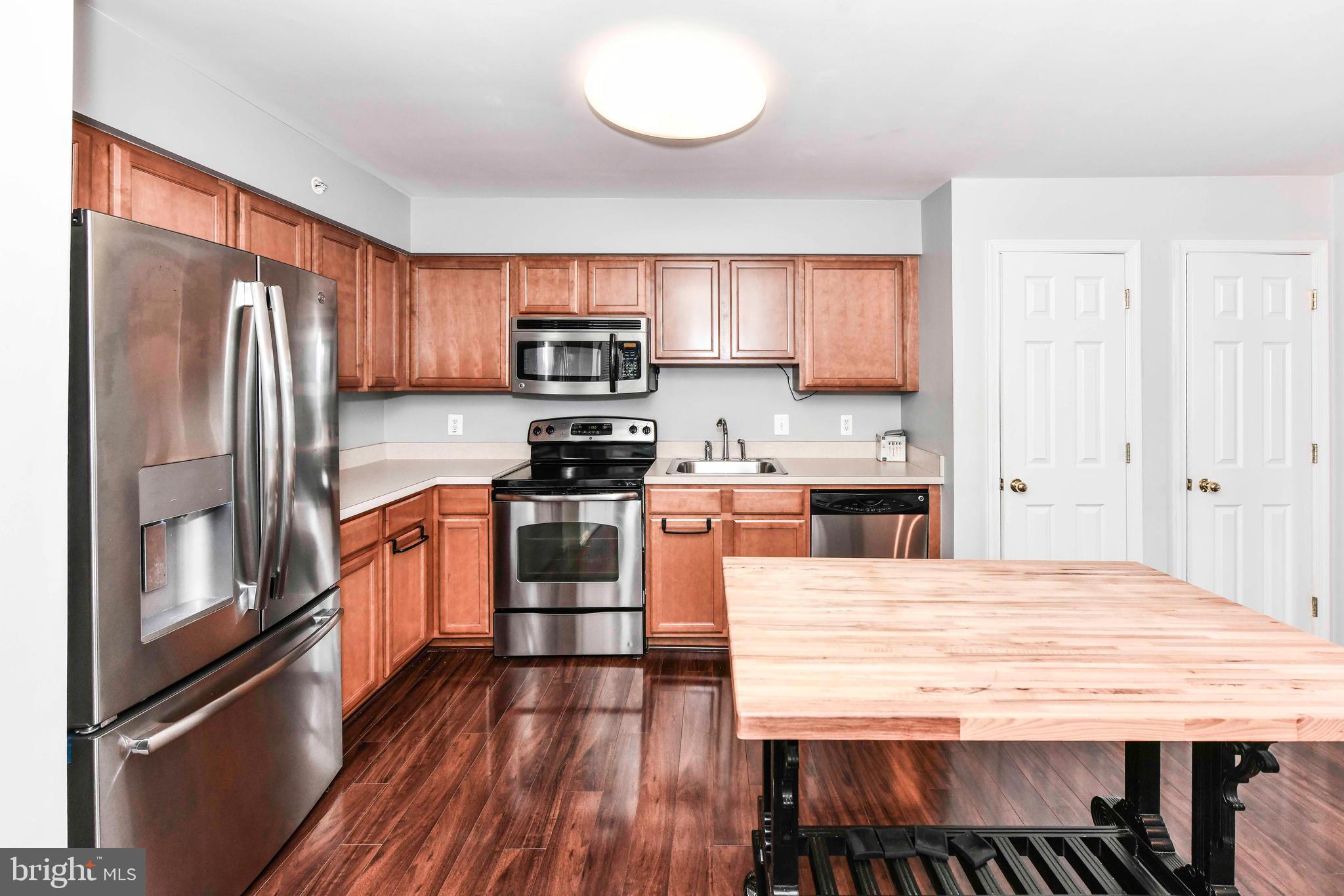 2912 17th Street South, Unit 302 Arlington, VA 22204 - Photo 5 of 23