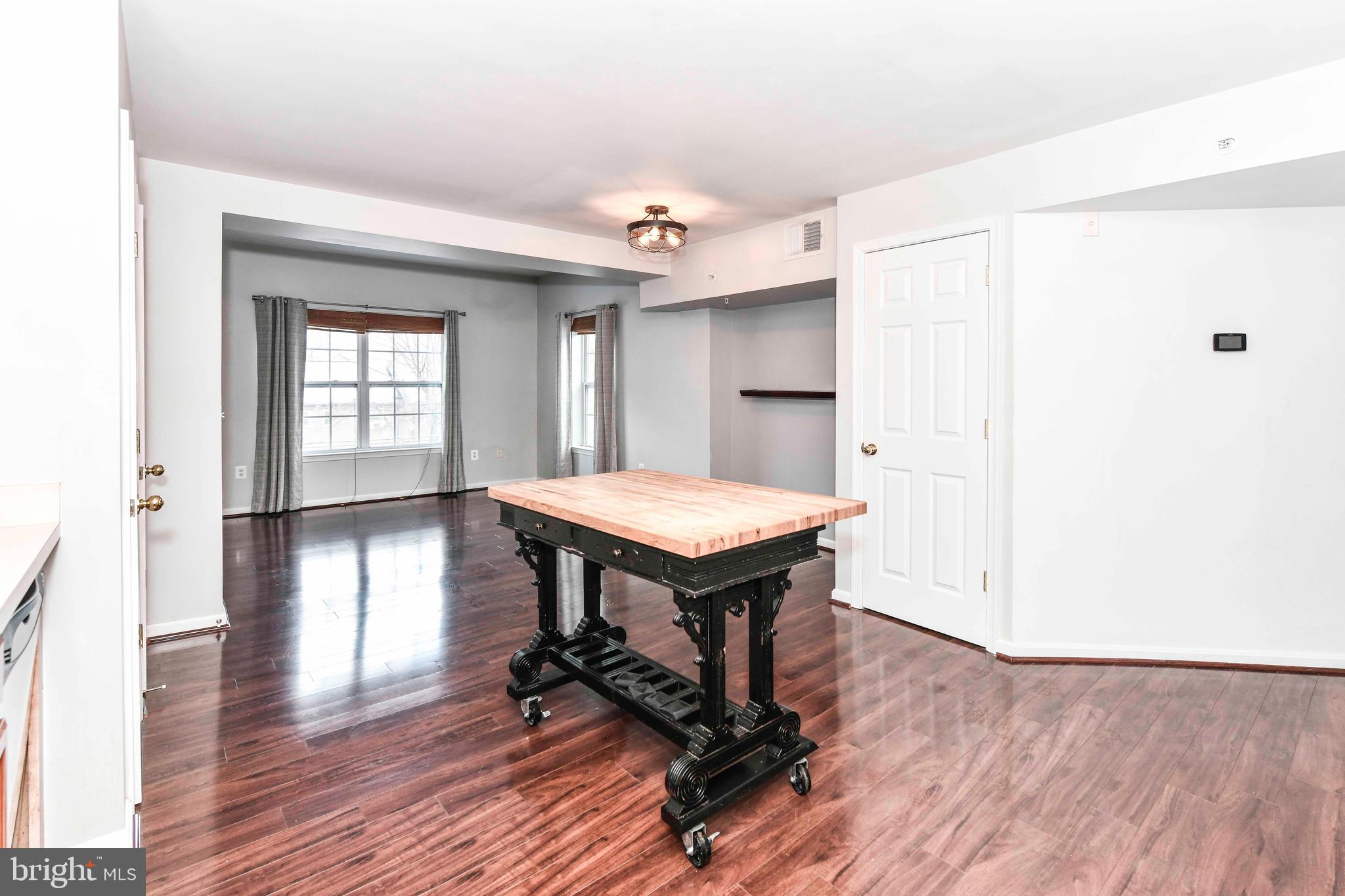 2912 17th Street South, Unit 302 Arlington, VA 22204 - Photo 7 of 23