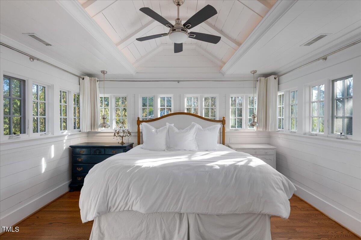 2412 Beechridge Road Raleigh, NC 27608 - Photo 19 of 39 48-- 77