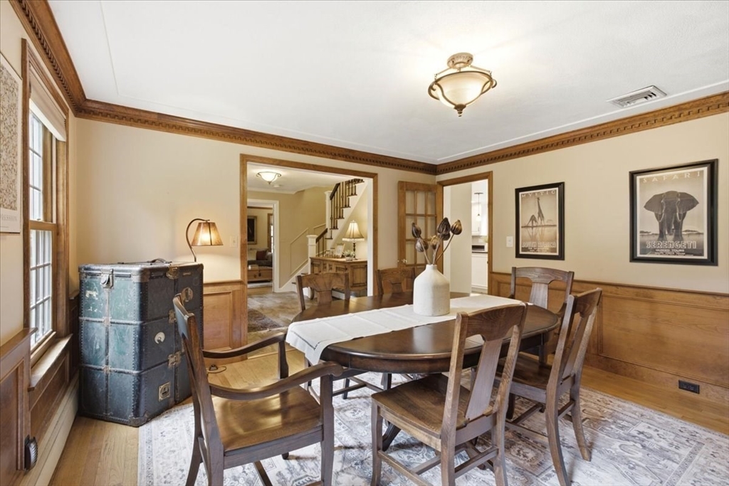 36 Wagon Road Walpole, MA 02081 - Photo 7 of 42