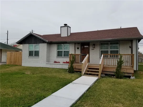 $1,500 | 1054 Woodlawn Drive, Corpus Christi, TX 78412