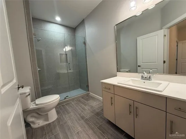 $1,250 | 816 Dove Avenue, Unit 2, Edinburg, TX 78542