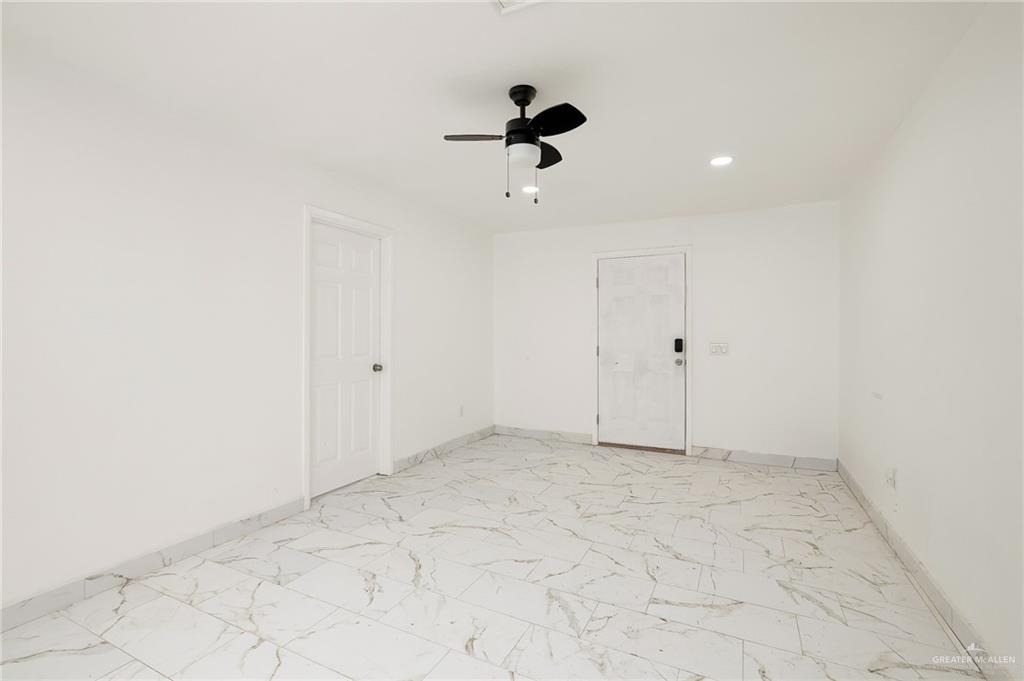 8302 West Mile 5 Road Mission, TX 78574 - Photo 9 of 19 Gallery Image 9