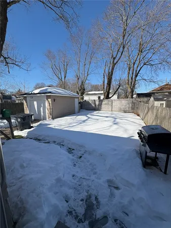 $2,600 | 39 Mawney Avenue, Warwick, RI 02889