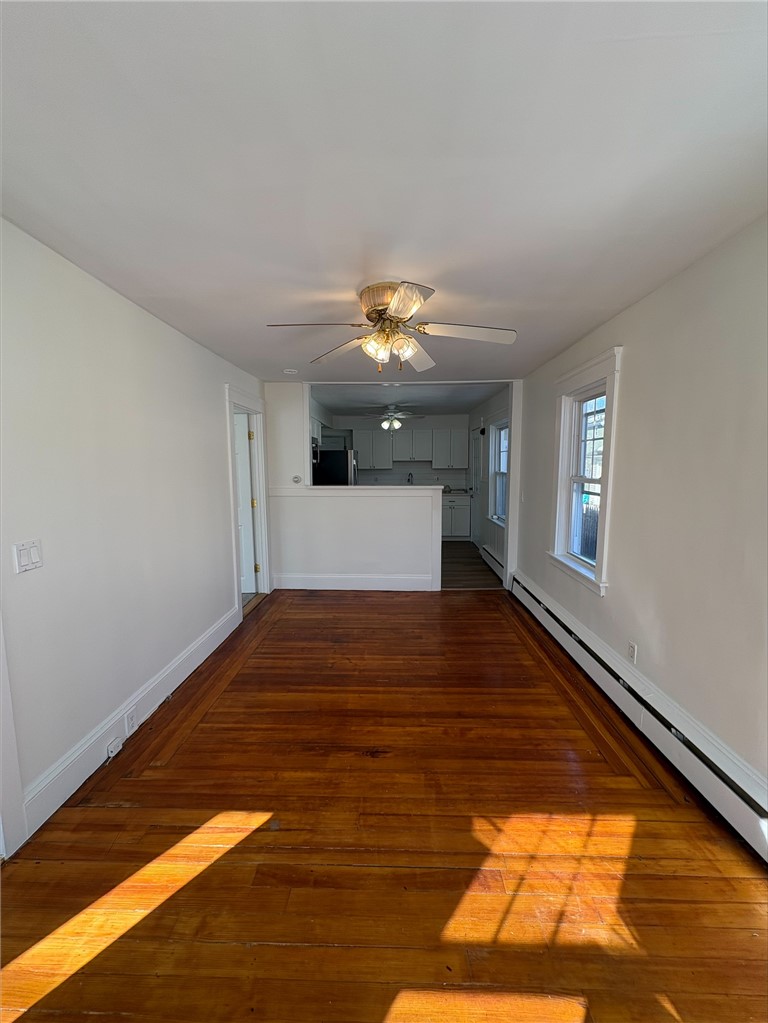 39 Mawney Avenue Warwick, RI 02889 - Photo 4 of 13