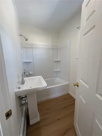 $2,600 | 39 Mawney Avenue, Warwick, RI 02889