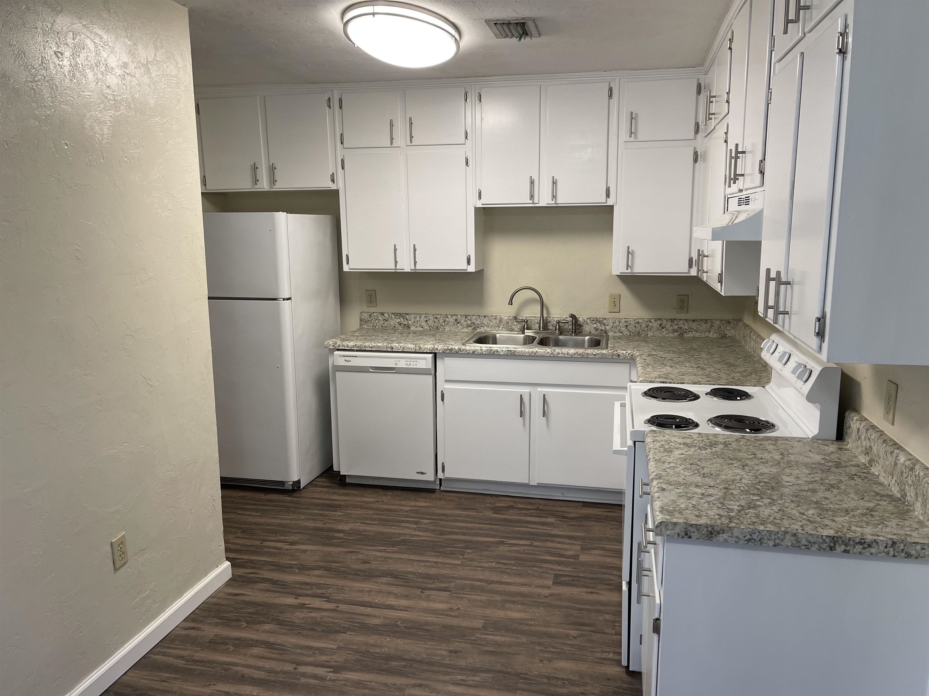 2618 Old Bainbridge Road, Unit A Tallahassee, FL 32303 - Photo 3 of 11